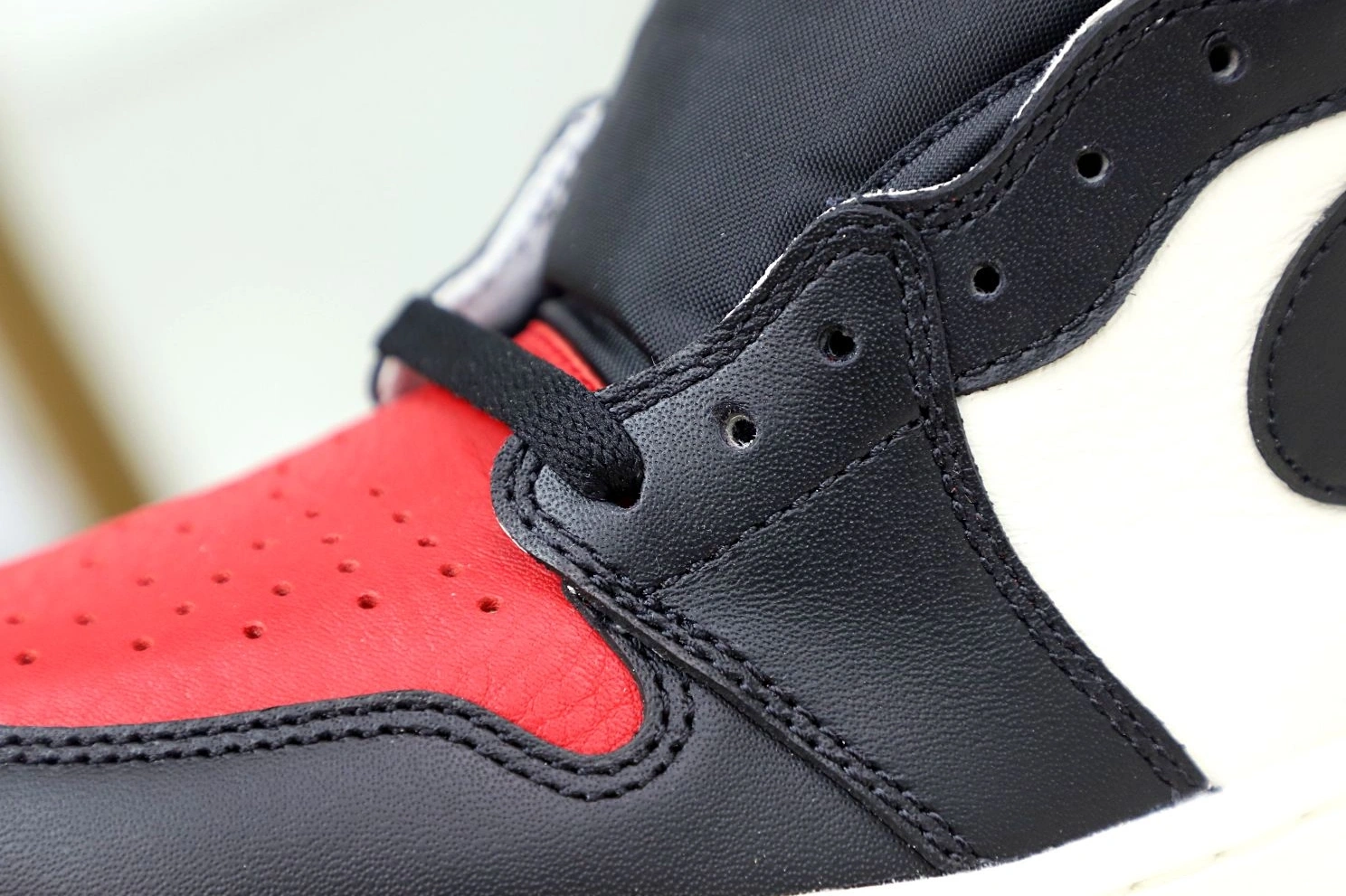 'BRED AIR OG RETRO HIGH 1 TOE' JORDAN 0928